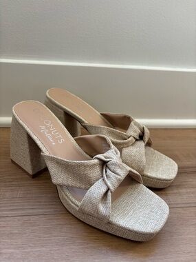 Coconuts by Matisse Natural Knot Platform Block Heels Size 9